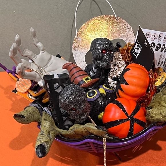Halloween Themed Decorative Basket - Picture 1 of 14